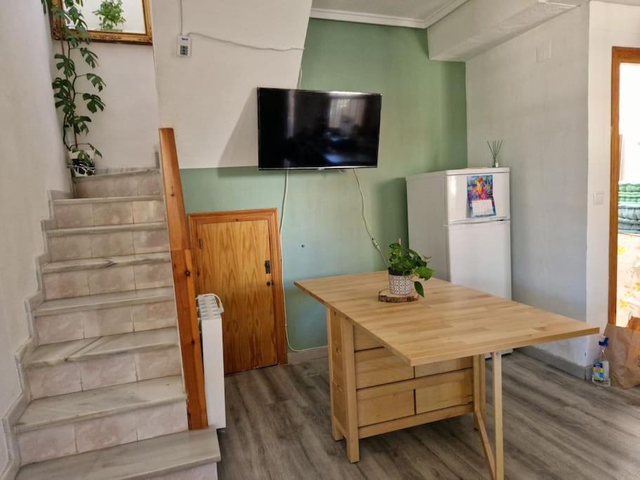 Oscar'S Chillout House By The Beach Santa Pola Exterior photo