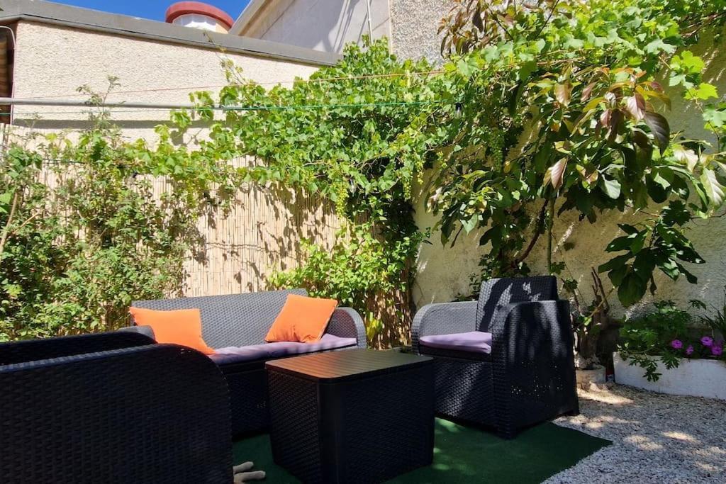 Oscar'S Chillout House By The Beach Santa Pola Exterior photo